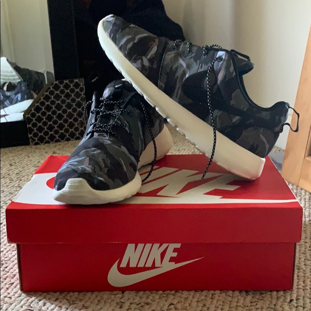 Nike Roshe Run Camo